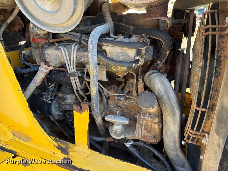 image for item FC3424 2001 New Holland LB90 backhoe