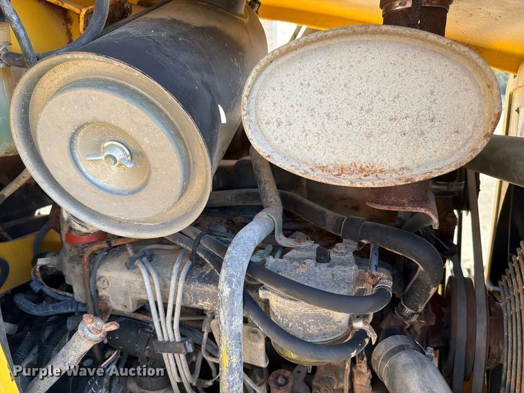 image for item FC3424 2001 New Holland LB90 backhoe