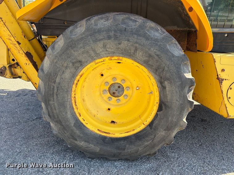 image for item FC3424 2001 New Holland LB90 backhoe