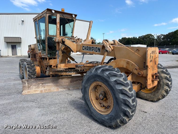 image for item FC3425 1979 Champion 720A motor grader