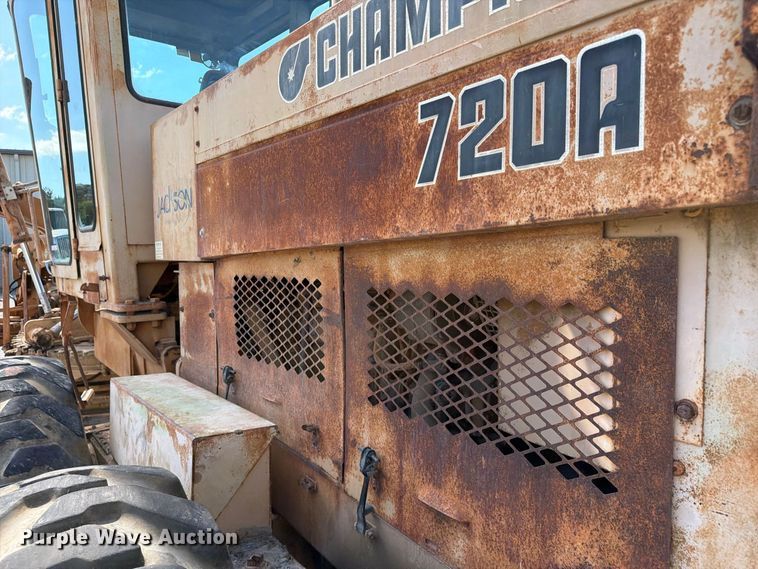 image for item FC3425 1979 Champion 720A motor grader