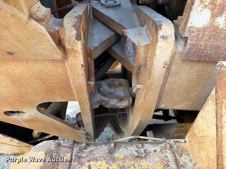 image for item FC3425 1979 Champion 720A motor grader