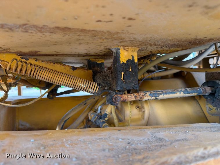 image for item FC3425 1979 Champion 720A motor grader