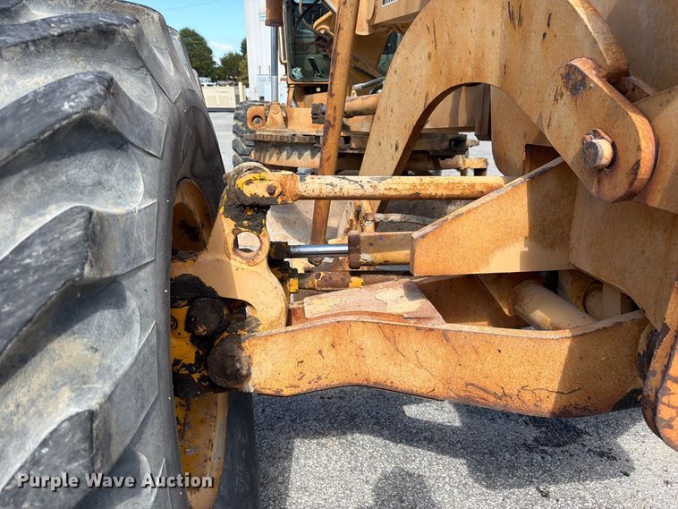 image for item FC3425 1979 Champion 720A motor grader