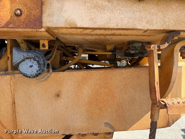 image for item FC3425 1979 Champion 720A motor grader