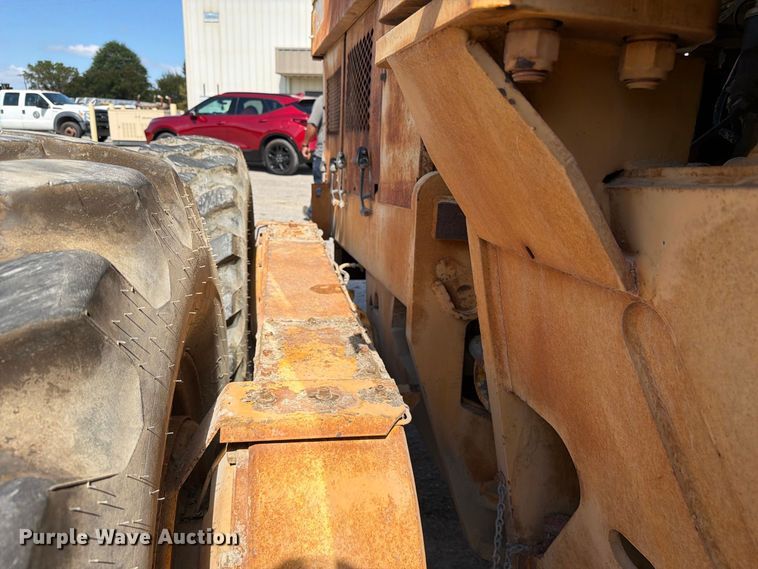 image for item FC3425 1979 Champion 720A motor grader