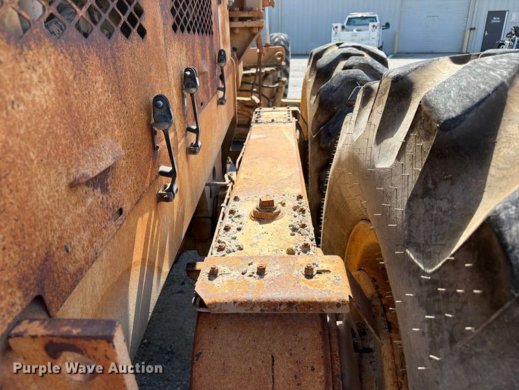 image for item FC3425 1979 Champion 720A motor grader