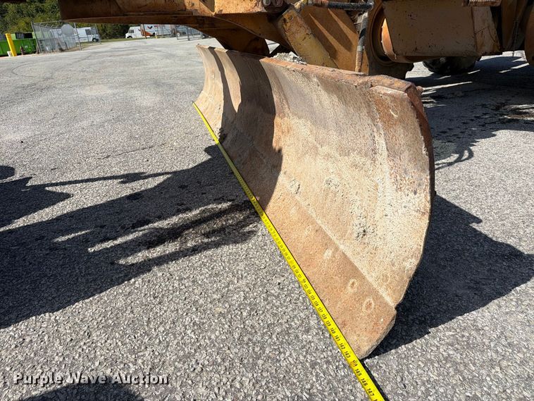 image for item FC3425 1979 Champion 720A motor grader