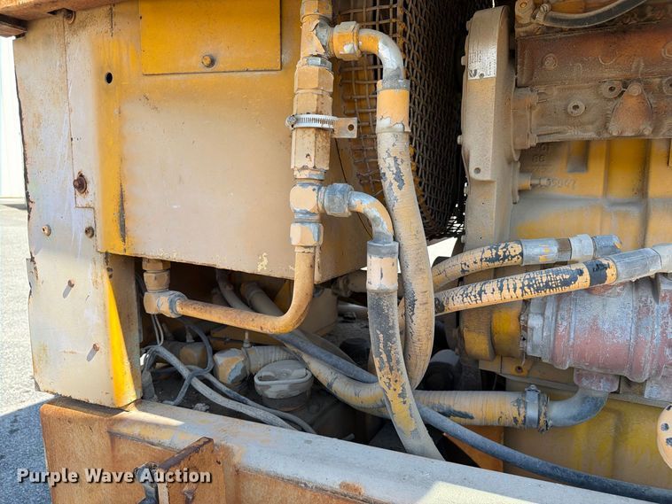 image for item FC3425 1979 Champion 720A motor grader