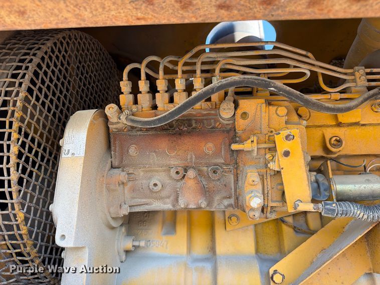 image for item FC3425 1979 Champion 720A motor grader
