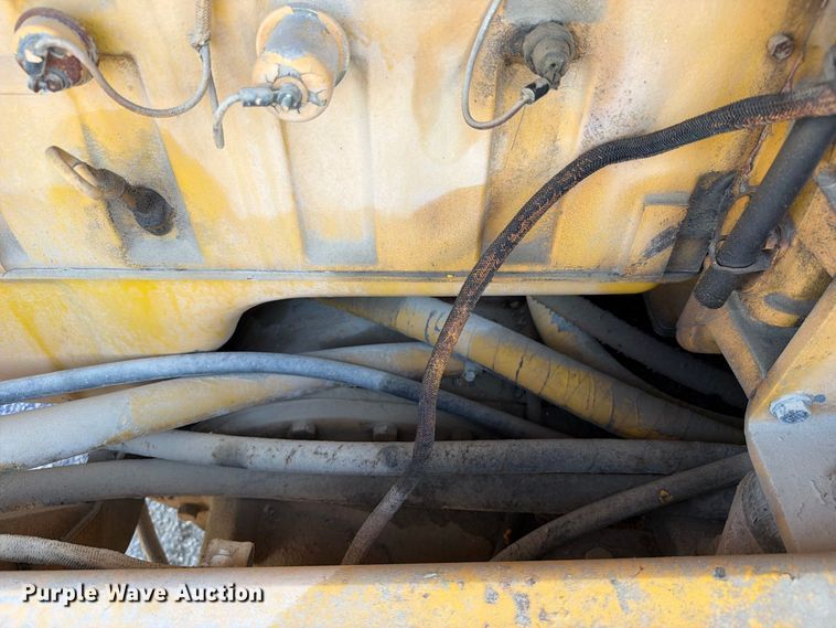 image for item FC3425 1979 Champion 720A motor grader