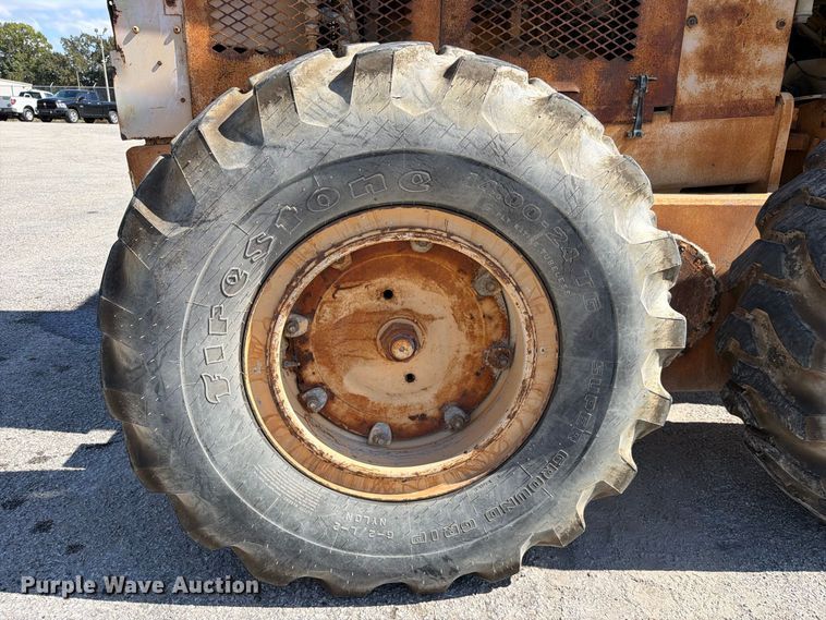 image for item FC3425 1979 Champion 720A motor grader