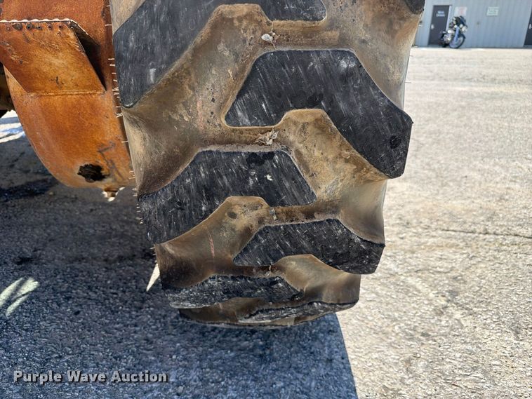 image for item FC3425 1979 Champion 720A motor grader