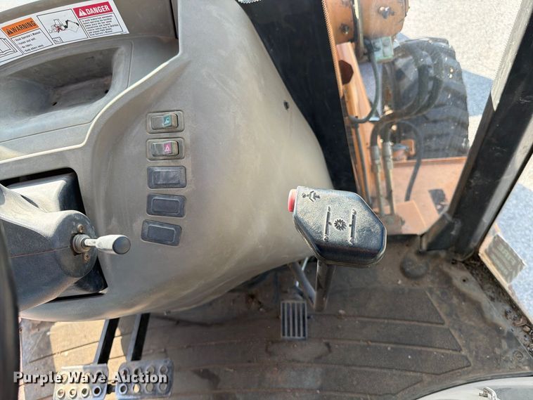 image for item FG0795 2007 Case 580 Super M Series 2 backhoe