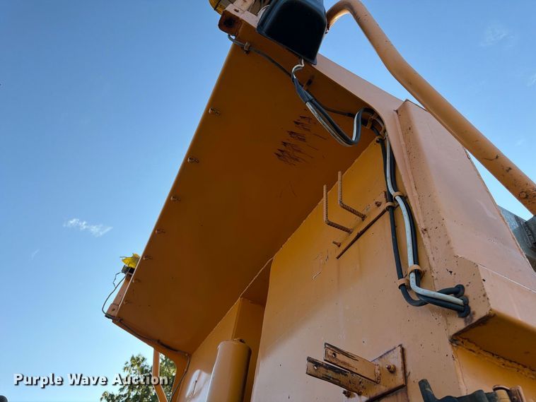image for item FG0796 2000 International 4900 dump truck