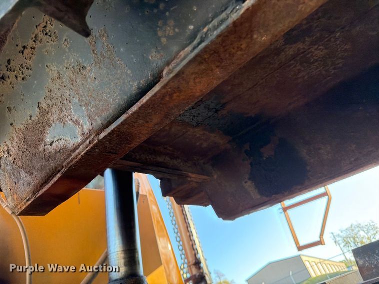 image for item FG0796 2000 International 4900 dump truck