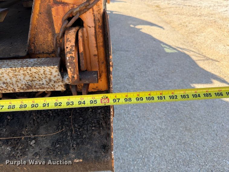 image for item FG0796 2000 International 4900 dump truck