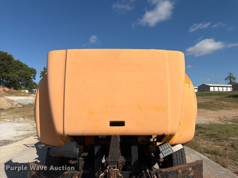 image for item FG0796 2000 International 4900 dump truck