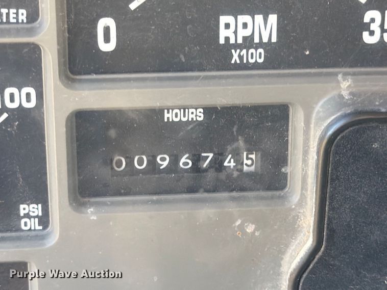 image for item FG0796 2000 International 4900 dump truck