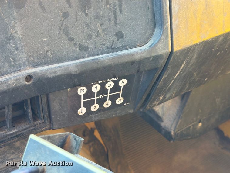 image for item FG0796 2000 International 4900 dump truck