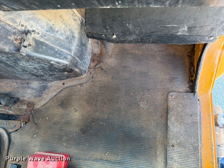 image for item FG0796 2000 International 4900 dump truck