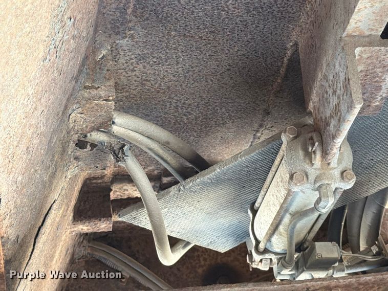 image for item FG0796 2000 International 4900 dump truck