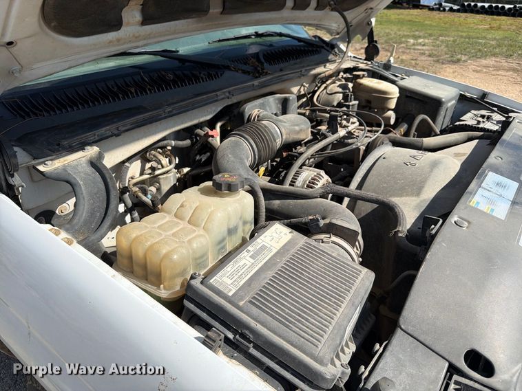image for item FG0797 2003 GMC Sierra 1500 pickup truck