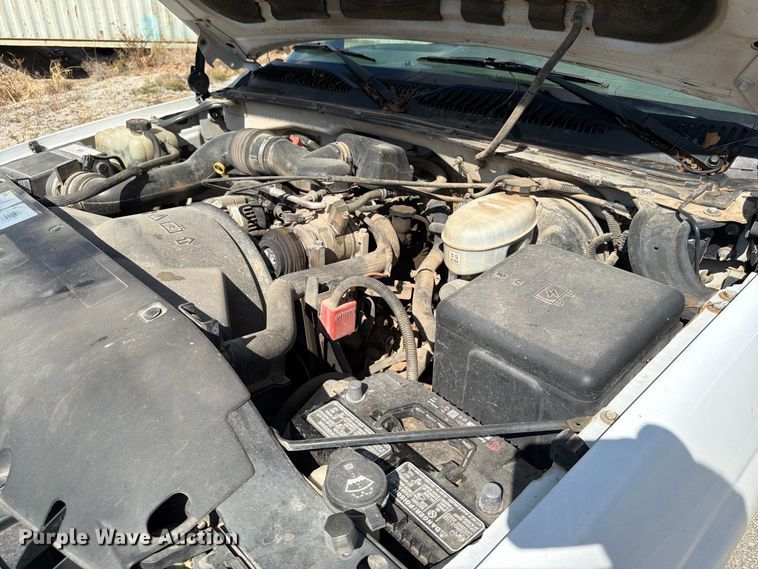 image for item FG0797 2003 GMC Sierra 1500 pickup truck
