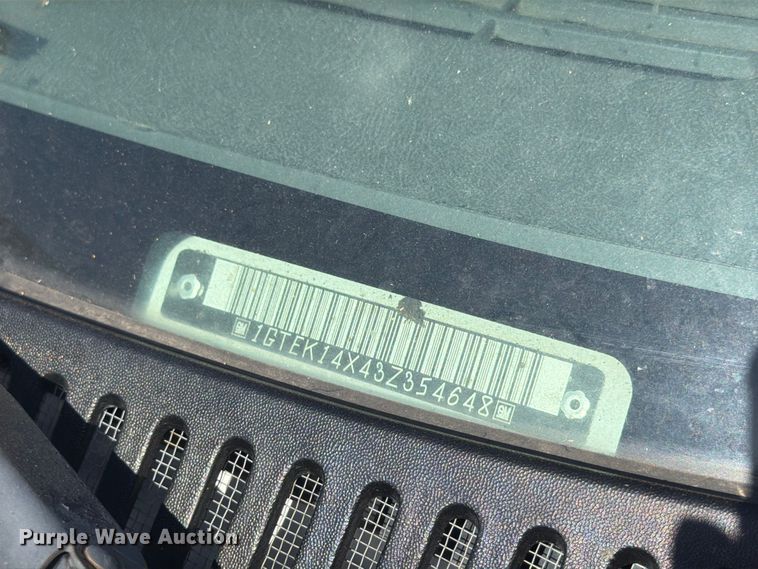 image for item FG0797 2003 GMC Sierra 1500 pickup truck