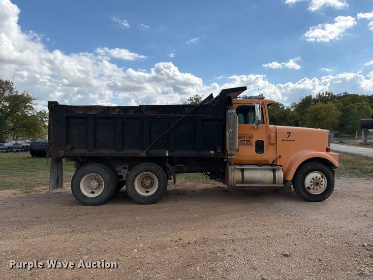 image for item FG0798 1989 International 9300 dump truck