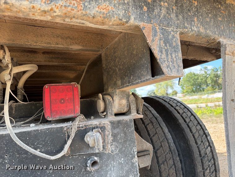 image for item FG0798 1989 International 9300 dump truck