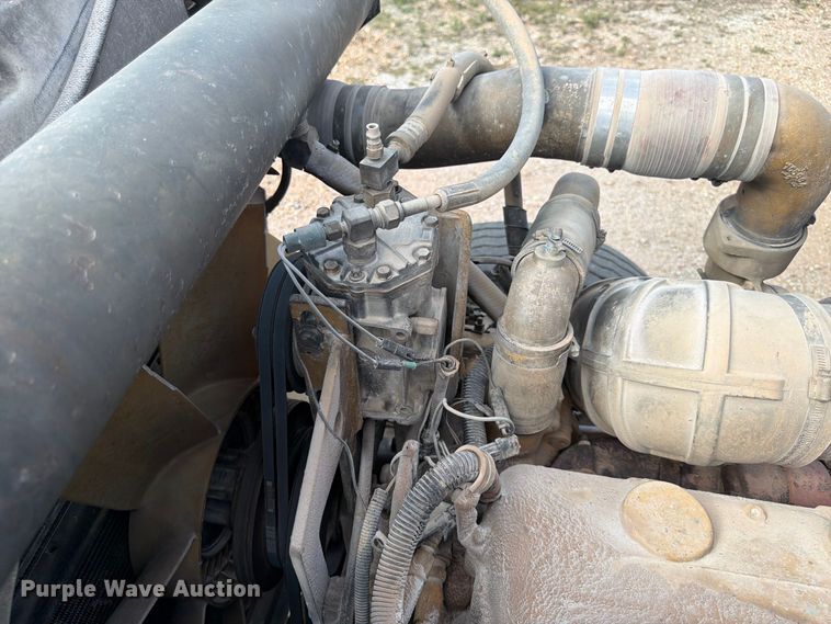 image for item FG0798 1989 International 9300 dump truck