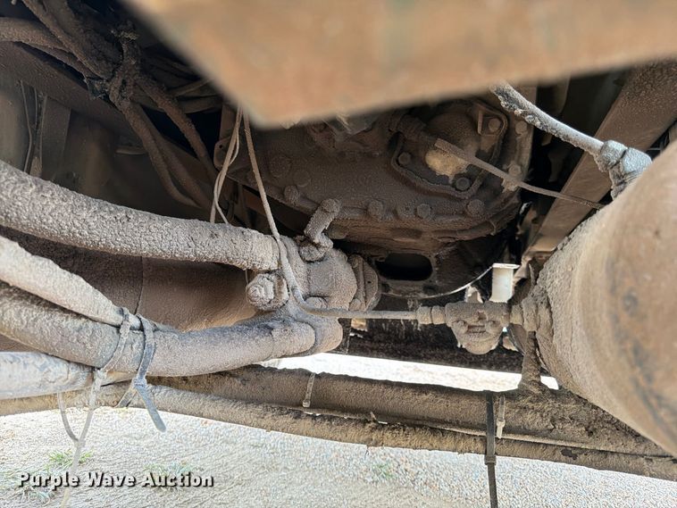 image for item FG0798 1989 International 9300 dump truck