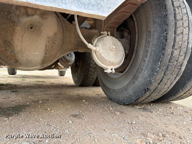 image for item FG0798 1989 International 9300 dump truck