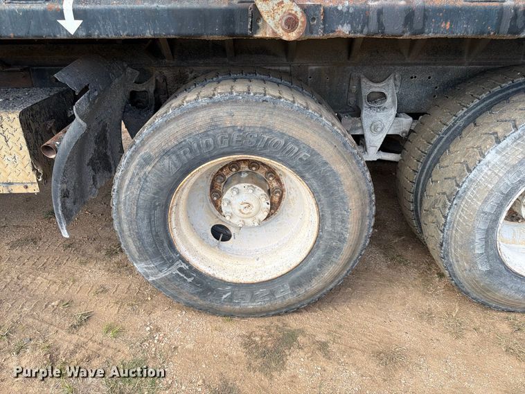 image for item FG0798 1989 International 9300 dump truck
