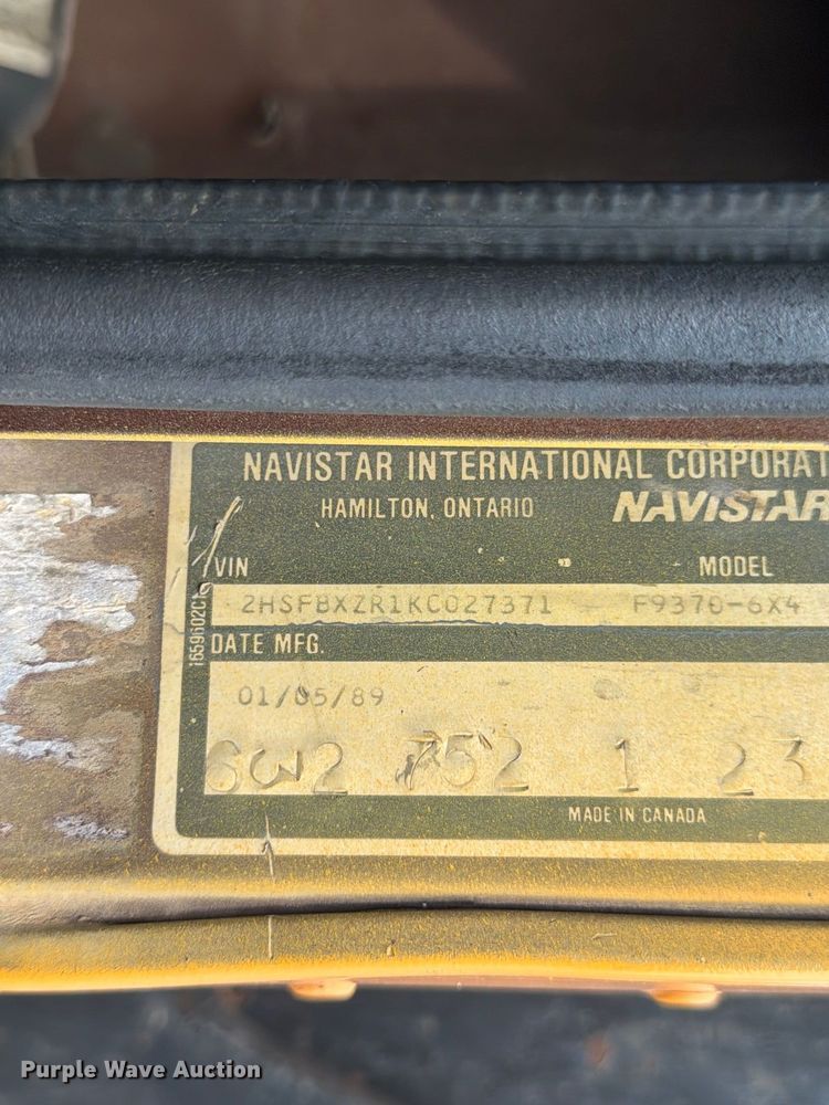 image for item FG0798 1989 International 9300 dump truck