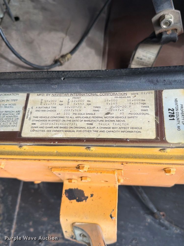 image for item FG0798 1989 International 9300 dump truck