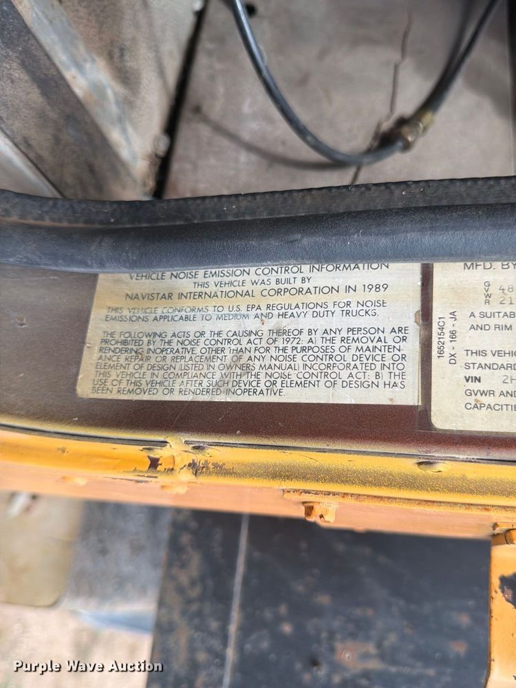 image for item FG0798 1989 International 9300 dump truck