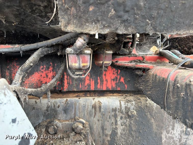 image for item FG0799 1996 Ford F800 oil distributor truck
