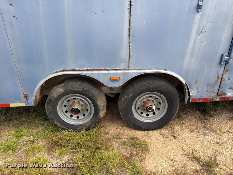 image for item FG0800 1997 CM Trailers enclosed cargo trailer