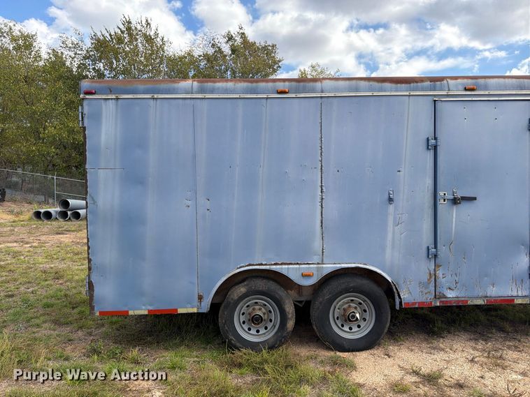 image for item FG0800 1997 CM Trailers enclosed cargo trailer