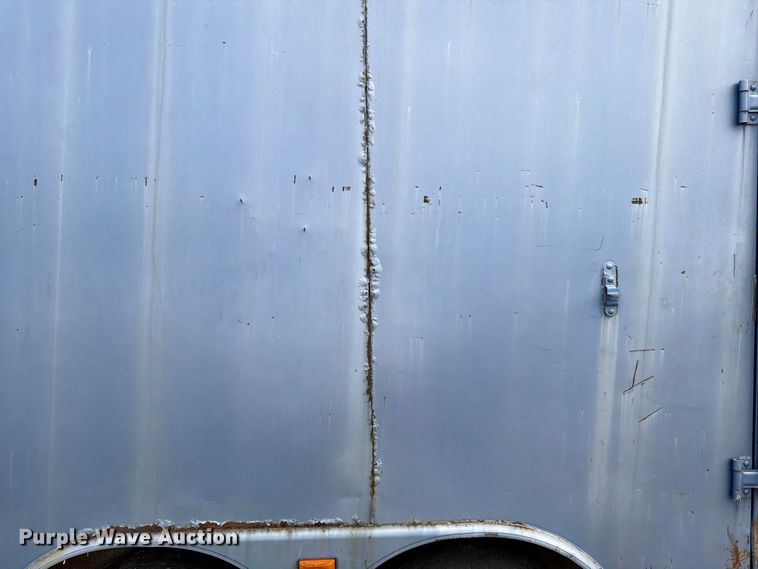 image for item FG0800 1997 CM Trailers enclosed cargo trailer