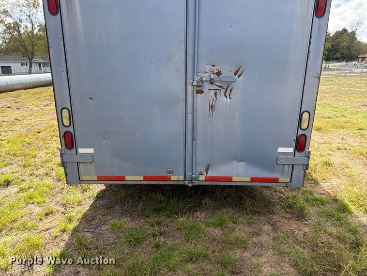 image for item FG0800 1997 CM Trailers enclosed cargo trailer