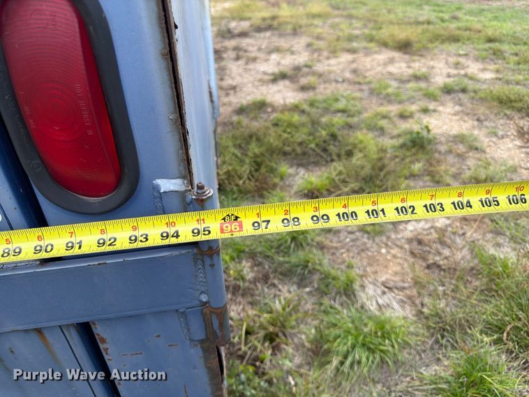 image for item FG0800 1997 CM Trailers enclosed cargo trailer