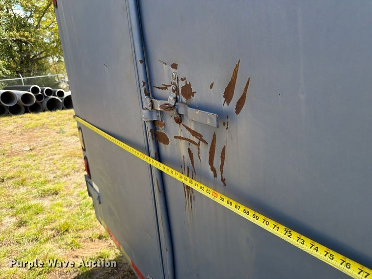 image for item FG0800 1997 CM Trailers enclosed cargo trailer