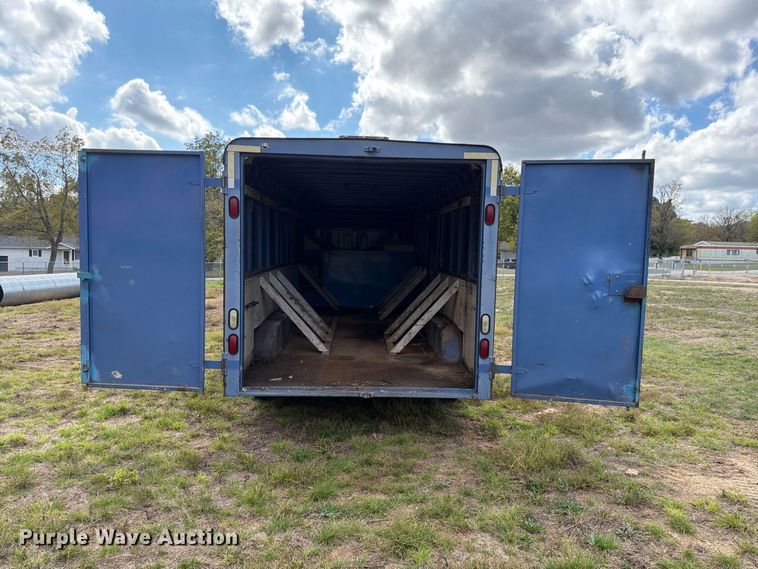 image for item FG0800 1997 CM Trailers enclosed cargo trailer