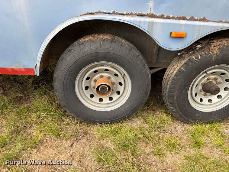 image for item FG0800 1997 CM Trailers enclosed cargo trailer