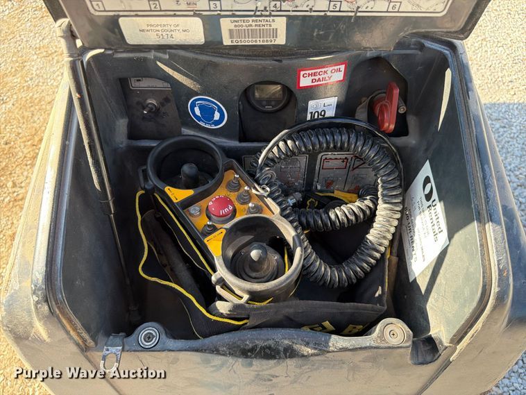 image for item FG0801 2014 Bomag BMP 8500 trench compactor