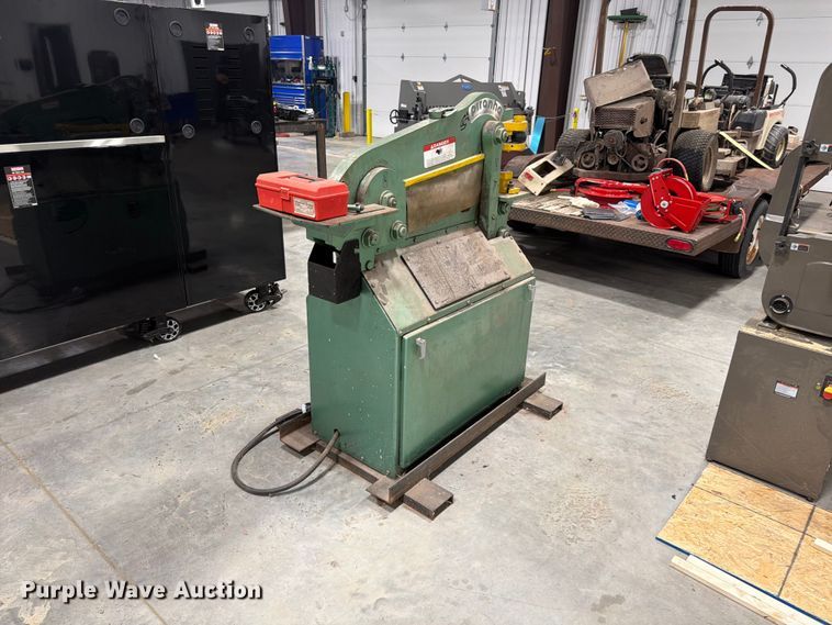 image for item FG0803 Piranha P36 ironworker