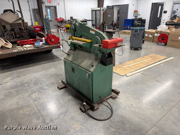 image for item FG0803 Piranha P36 ironworker